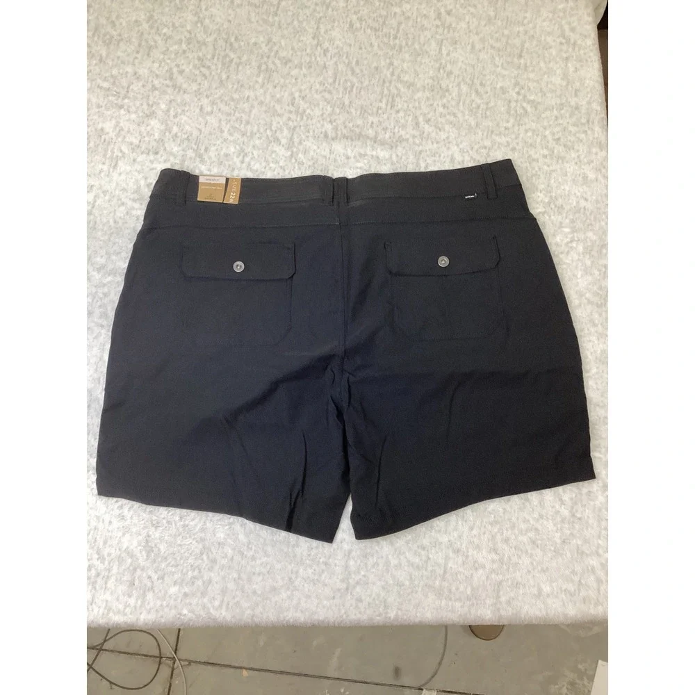 Prana Halle Short Plus II Black 22W 7 Inch Inseam 1971192 ReZion Hiking Shorts